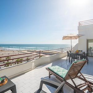 Costa Beach Apartment By The Portuguese Butler